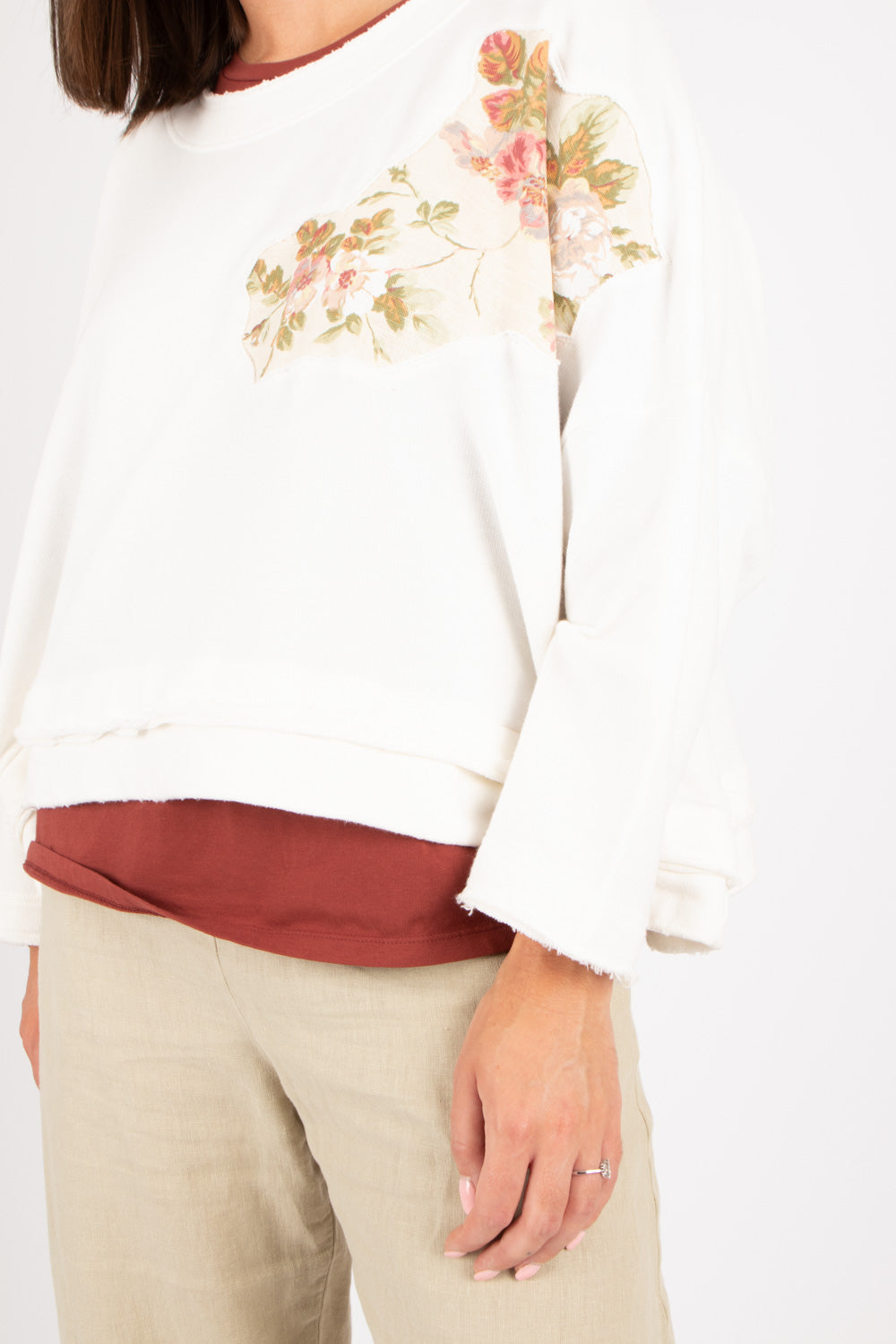 Estudio Viva Special Edition Sweater