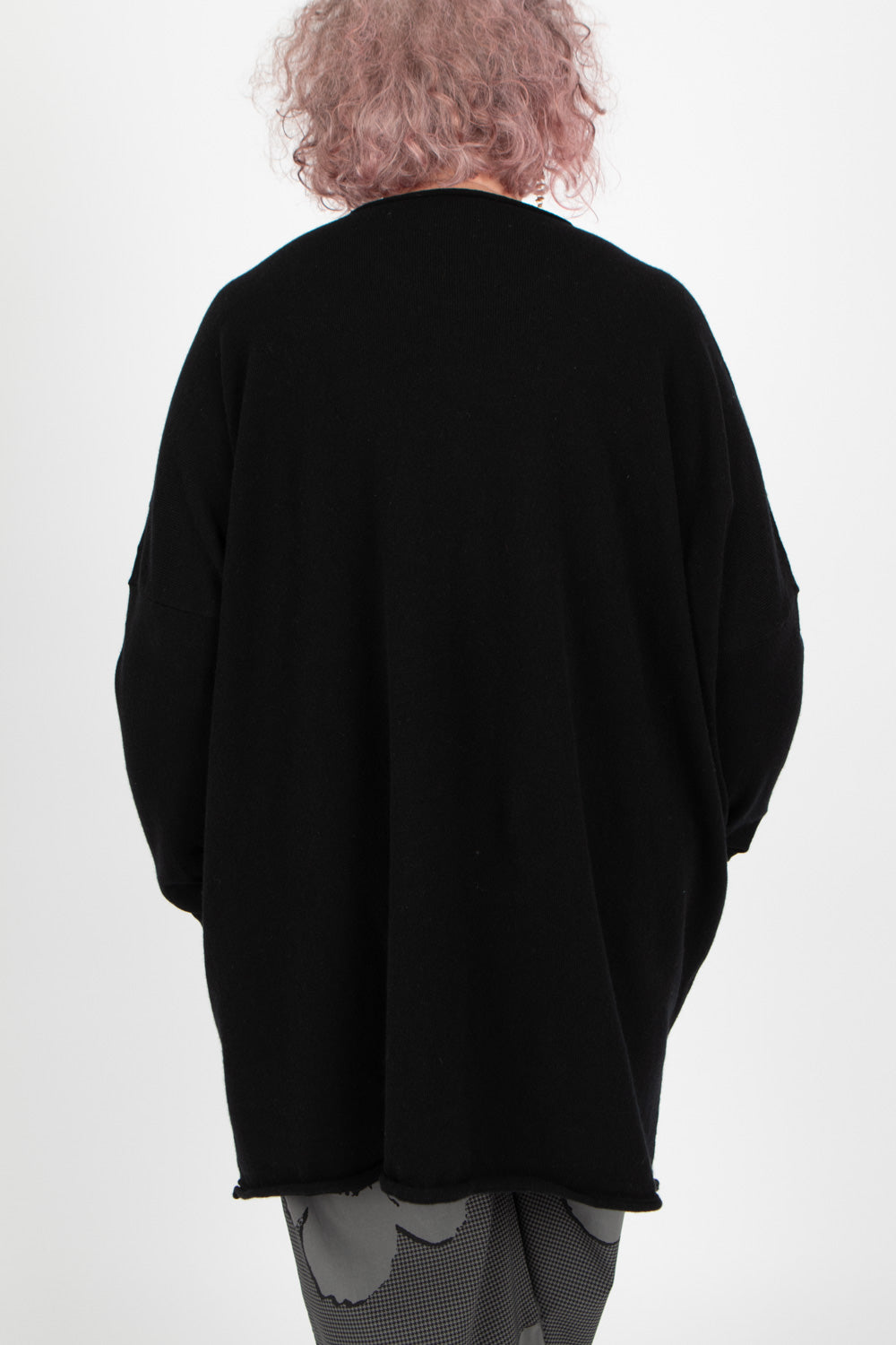 Capra Studio Mira Pullover