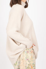 Capra Studio Juno Pullover