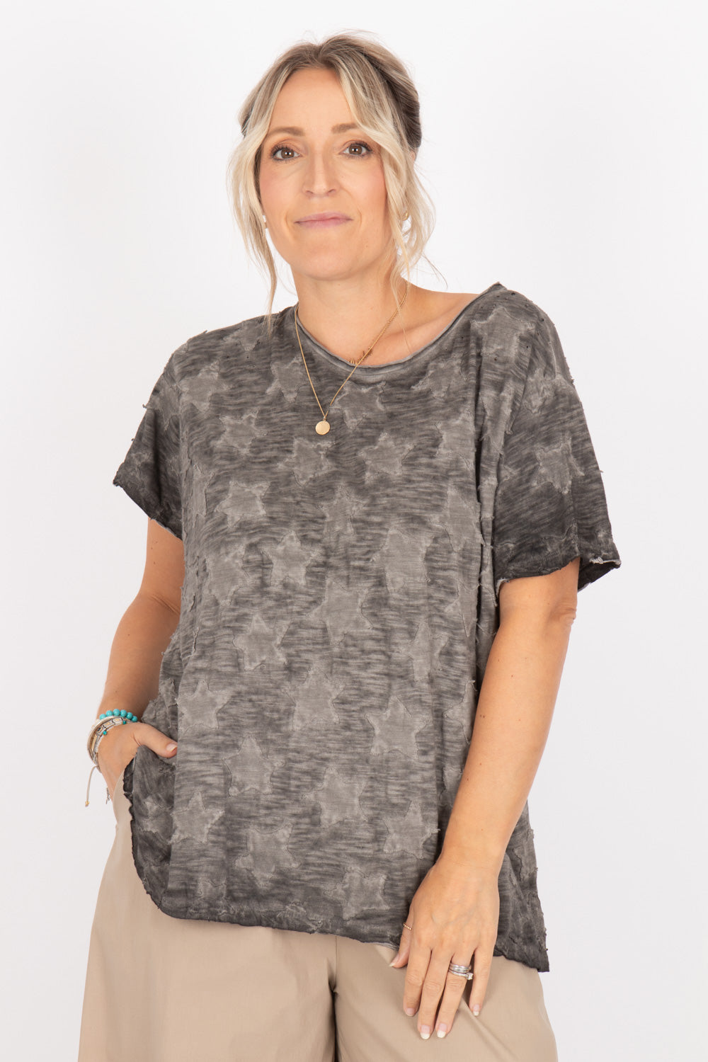 Magnolia Pearl Little Star Applique T