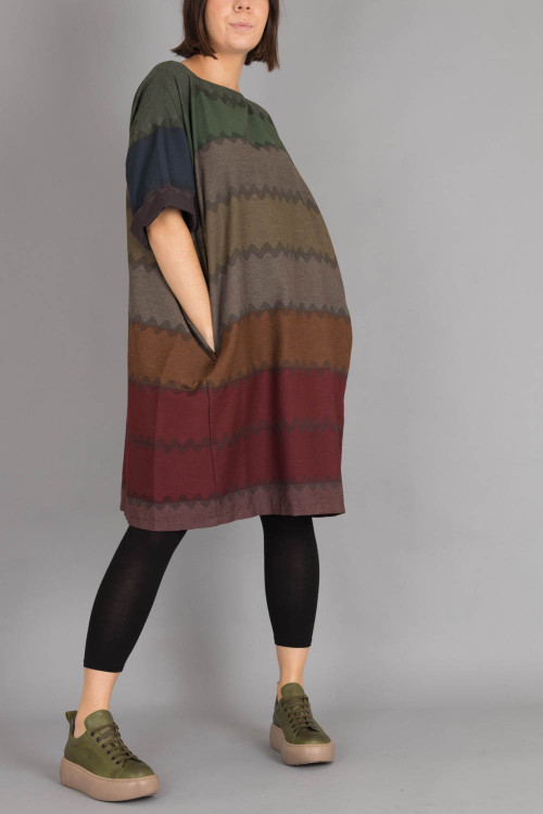 WENDYKEI Multicolour Dress WK225411, By Basics Bamboo Leggings BB100048, Lofina Shoes LF230211