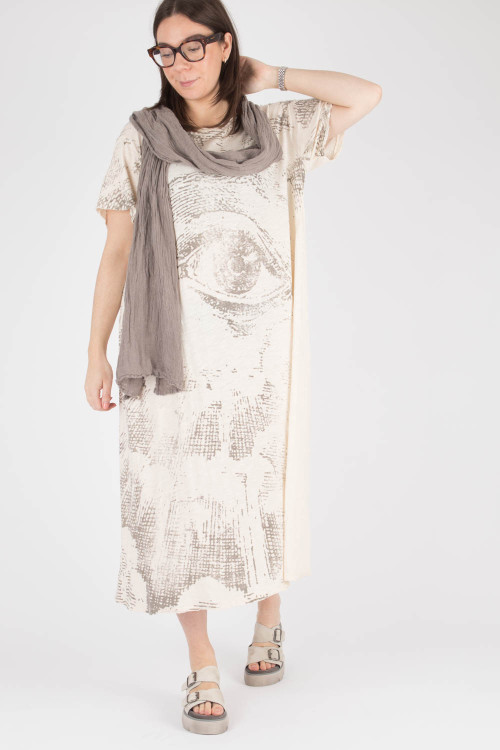 Couleur Chanvre Scarf CC105182, Magnolia Pearl Freedom Of Conscience T Dress MP105133, Lofina Sandals LF240315