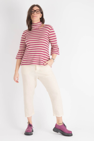 bb100245 - By Basics Top With Trumpet cuff @ Walkers.Style buy women's clothes online or at our Norwich shop.