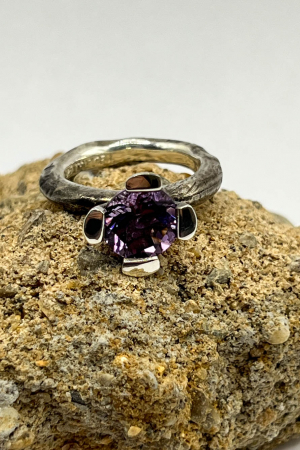 dg105167 - DARKGEM Amethyst Ring @ Walkers.Style buy women's clothes online or at our Norwich shop.