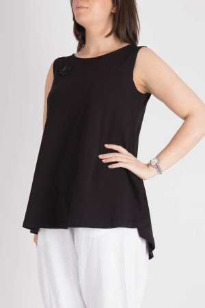 pl105249 - PLU A Top @ Walkers.Style buy women's clothes online or at our Norwich shop.
