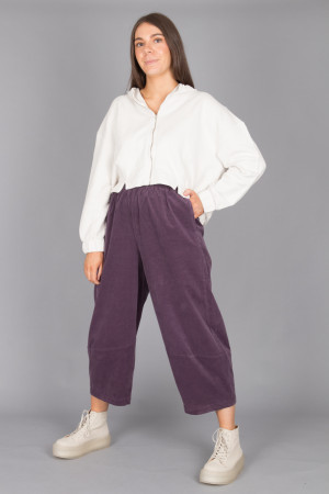cl215057 - Cut Loose Lantern Pant @ Walkers.Style buy women's clothes online or at our Norwich shop.