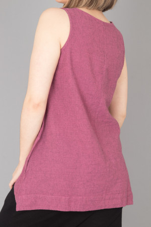 cl220043 - Cut Loose Flowy Tank @ Walkers.Style buy women's clothes online or at our Norwich shop.
