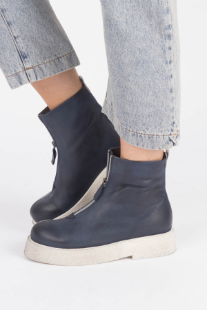 lf220053 - Lofina Zip Boot @ Walkers.Style women's and ladies fashion clothing online shop