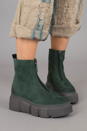 lf225359 - Lofina Suede Ankle Zip Boots @ Walkers.Style buy women's clothes online or at our Norwich shop.