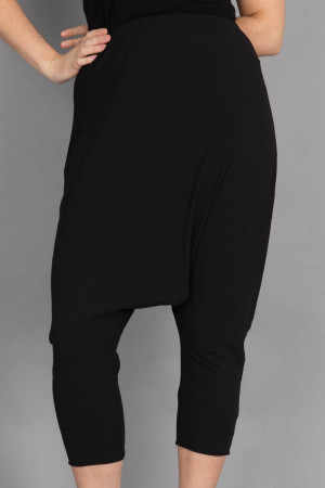 rh230032 - Rundholz Trousers @ Walkers.Style buy women's clothes online or at our Norwich shop.