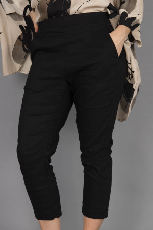 rh230119 - Rundholz Trousers @ Walkers.Style buy women's clothes online or at our Norwich shop.