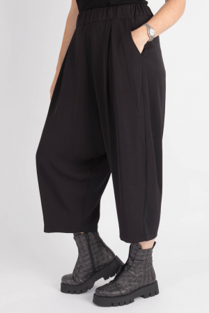 mi235006 - MiiN Pants @ Walkers.Style buy women's clothes online or at our Norwich shop.