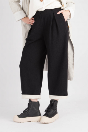 so235107 - Soh Trousers @ Walkers.Style buy women's clothes online or at our Norwich shop.