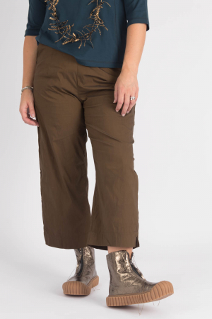 rh235139 - Rundholz Trousers @ Walkers.Style buy women's clothes online or at our Norwich shop.