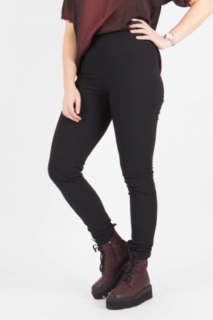 rh235174 - Rundholz Trousers @ Walkers.Style buy women's clothes online or at our Norwich shop.