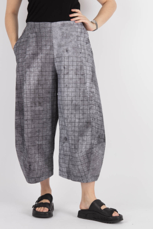 rh240166 - Rundholz Trousers @ Walkers.Style buy women's clothes online or at our Norwich shop.