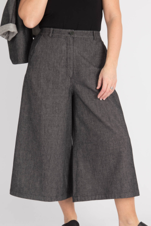 so240226 - Soh Pants @ Walkers.Style buy women's clothes online or at our Norwich shop.